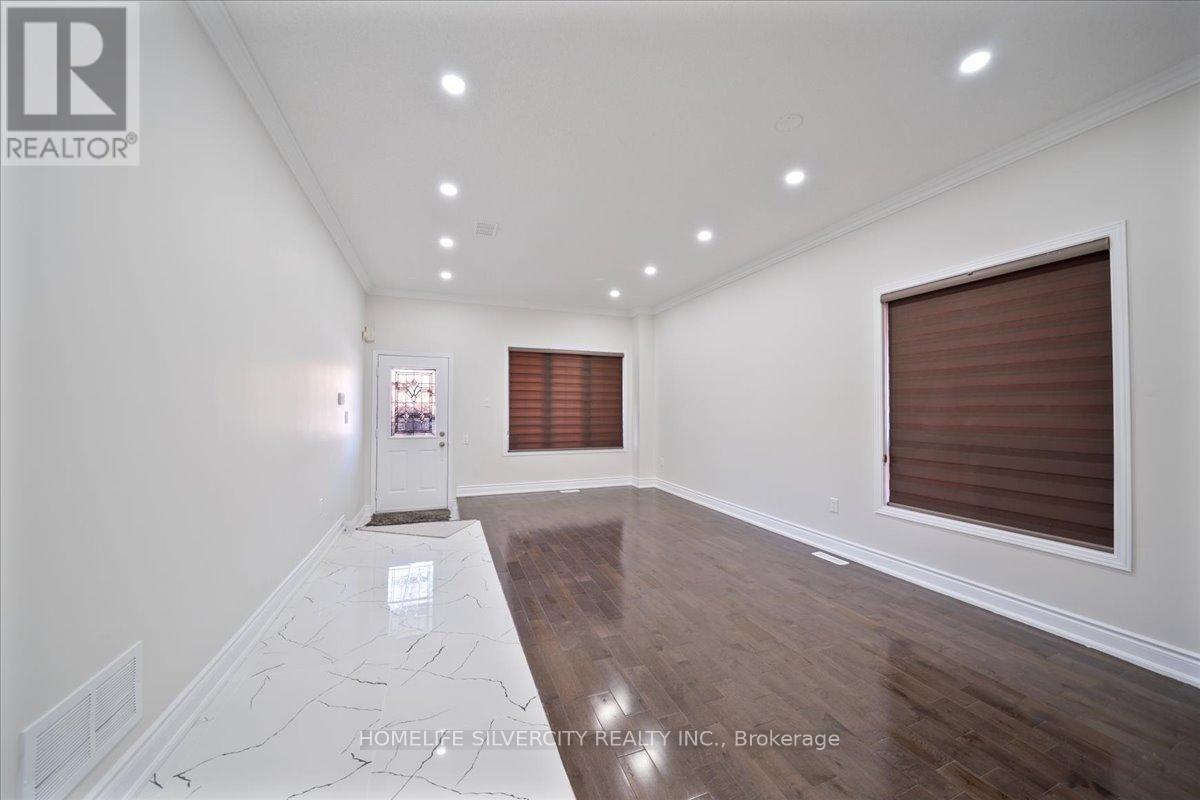 6 BENTGRASS LANE, Brampton (Snelgrove), Ontario, L7A3K2 — Photo 5