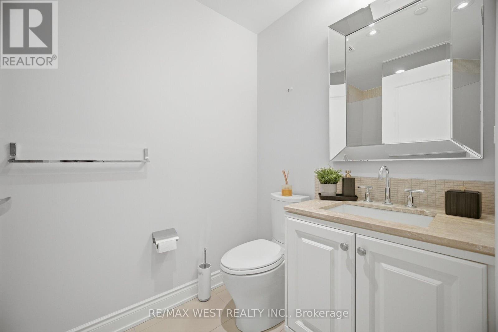 825 - 3500 LAKESHORE ROAD W, Oakville (BR Bronte), Ontario, L6L0B4 — Photo 26