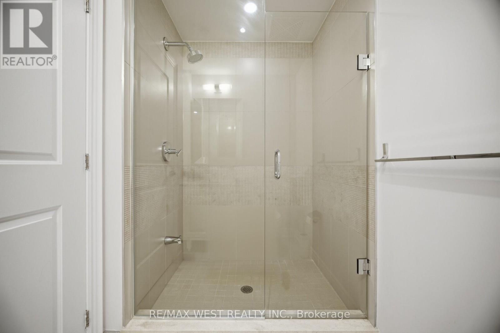 825 - 3500 LAKESHORE ROAD W, Oakville (BR Bronte), Ontario, L6L0B4 — Photo 27