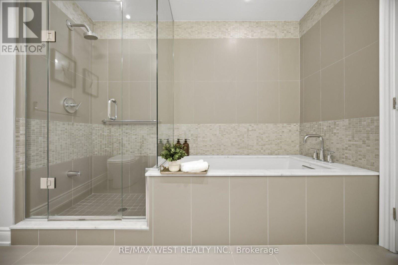 825 - 3500 LAKESHORE ROAD W, Oakville (BR Bronte), Ontario, L6L0B4 — Photo 34