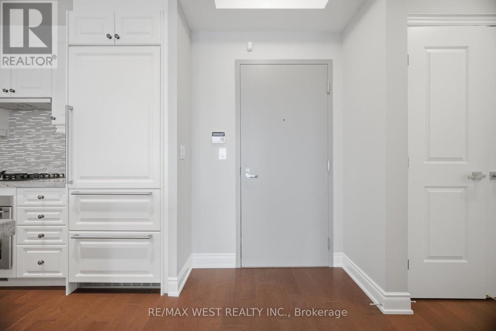 825 - 3500 LAKESHORE ROAD W, Oakville (BR Bronte), Ontario, L6L0B4 — Photo 6