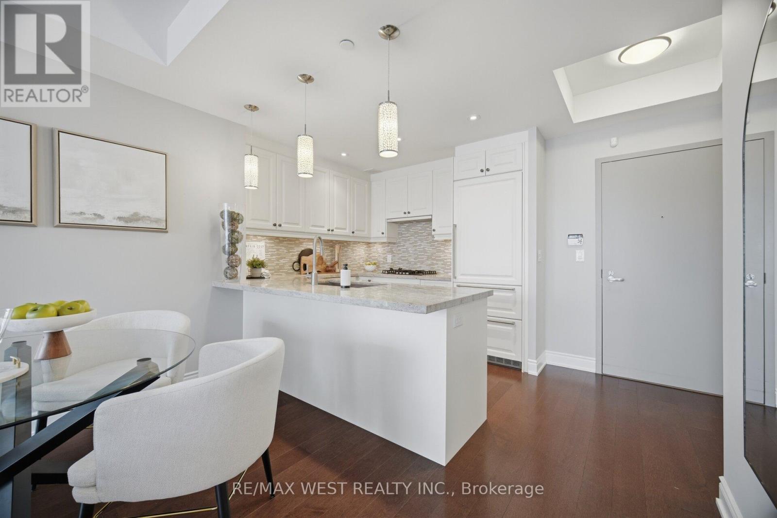 825 - 3500 LAKESHORE ROAD W, Oakville (BR Bronte), Ontario, L6L0B4 — Photo 8