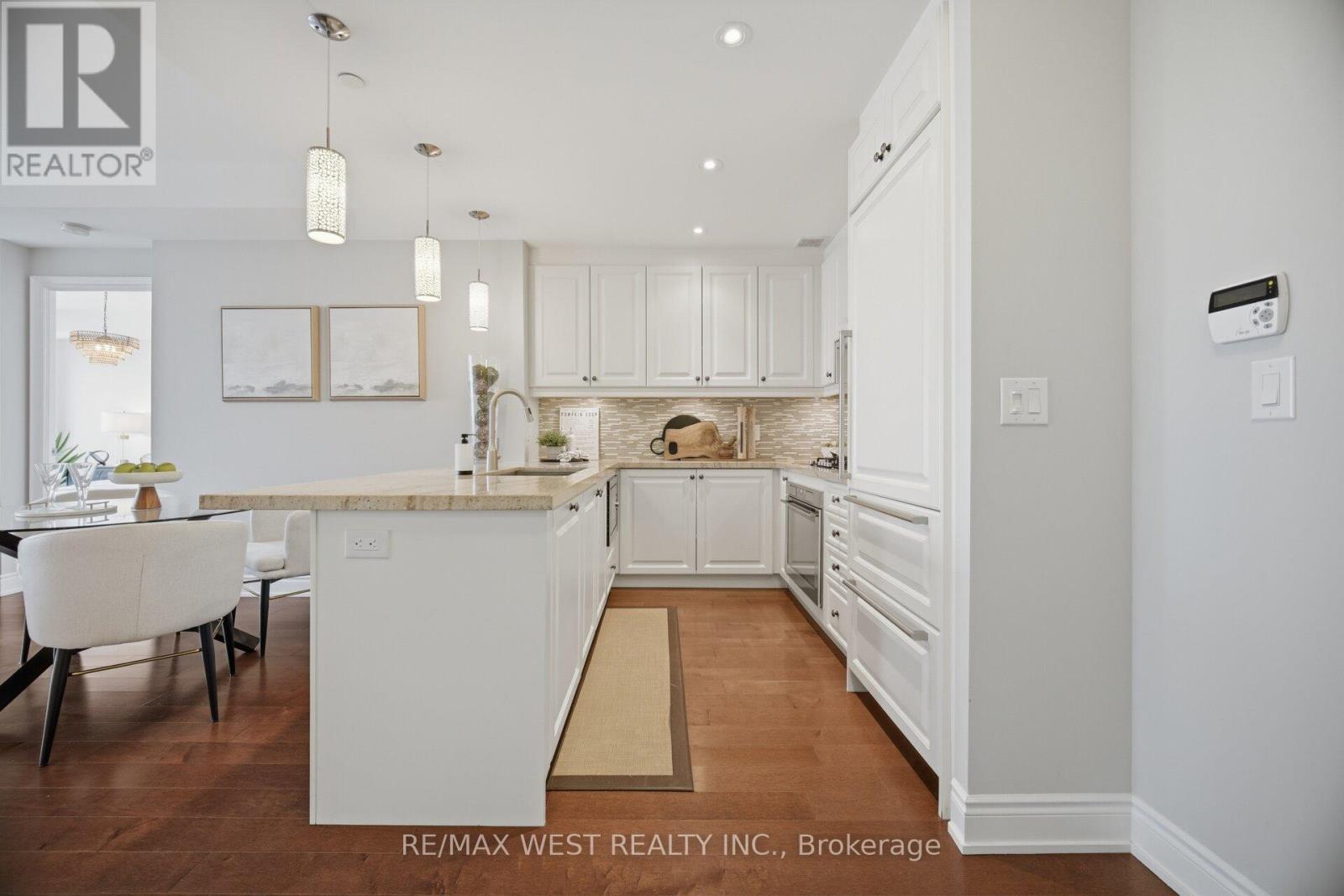 825 - 3500 LAKESHORE ROAD W, Oakville (BR Bronte), Ontario, L6L0B4 — Photo 9