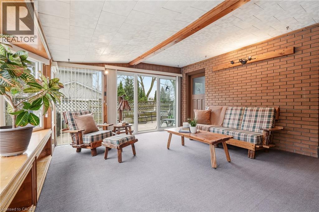 369 BEECHWOOD Crescent, Burlington, Ontario, L7L3P7 — Photo 19