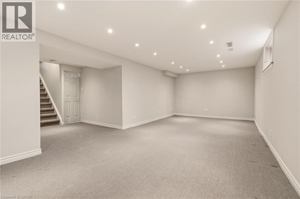 369 BEECHWOOD Crescent, Burlington, Ontario, L7L3P7 — Photo 30