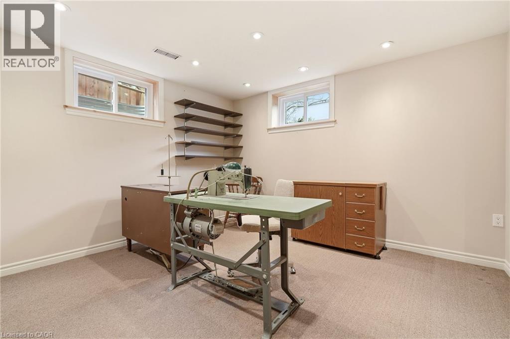 369 BEECHWOOD Crescent, Burlington, Ontario, L7L3P7 — Photo 32