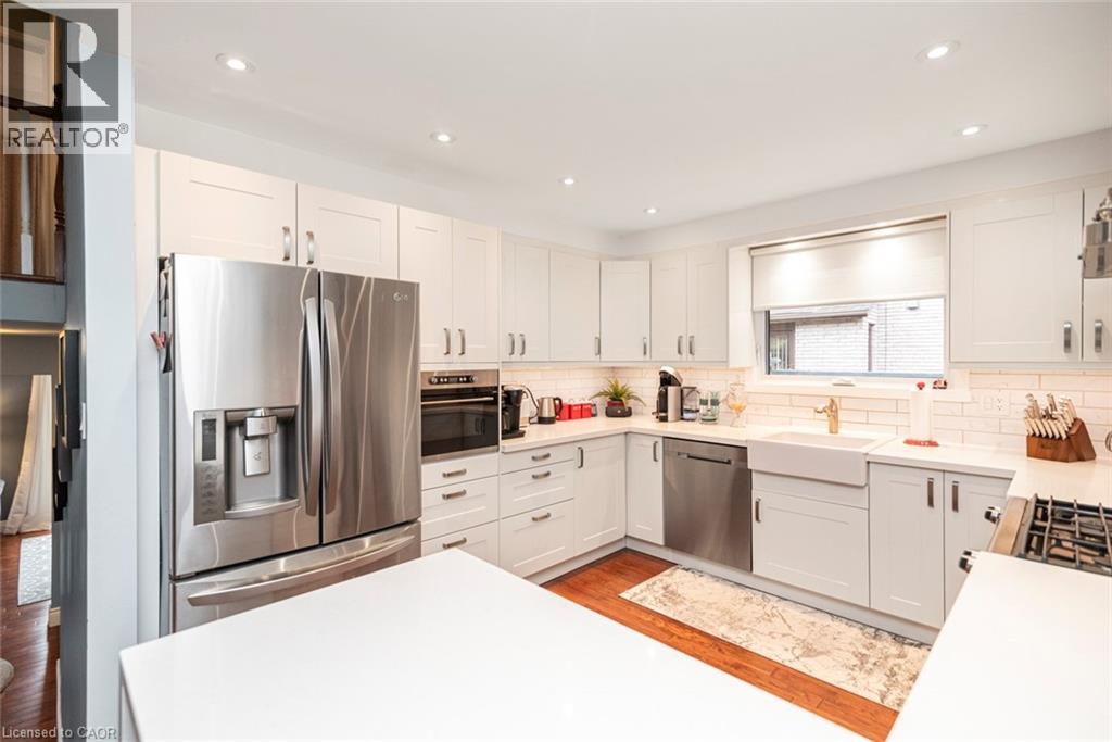 97 ALBION FALLS Boulevard, Hamilton, Ontario, L8W1R4 — Photo 11