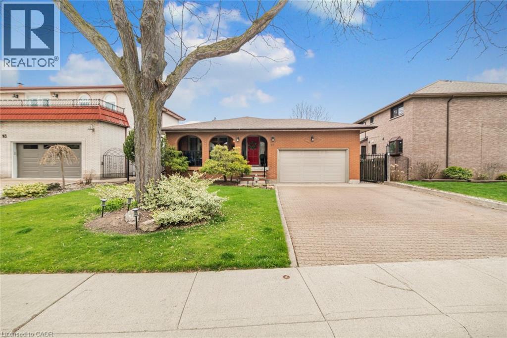 97 ALBION FALLS Boulevard, Hamilton, Ontario, L8W1R4 — Photo 3