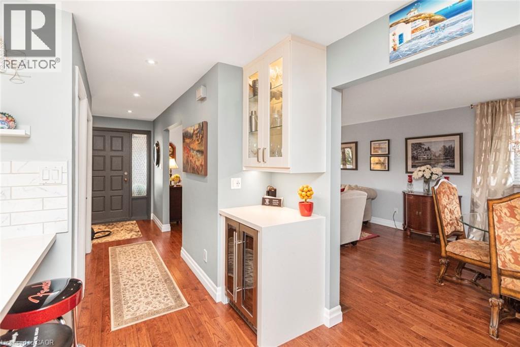 97 ALBION FALLS Boulevard, Hamilton, Ontario, L8W1R4 — Photo 5