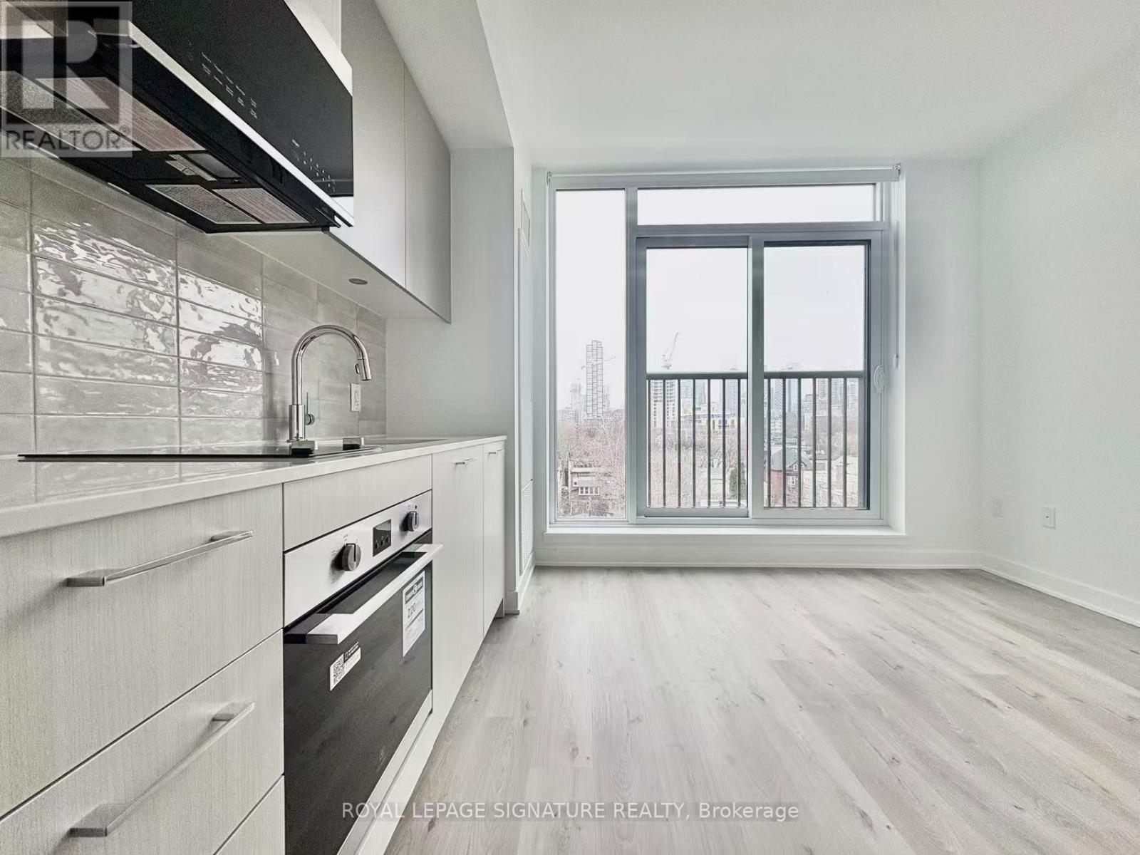626 - 30 DREAMERS WAY, Toronto (Regent Park), Ontario, M5A0Y7 — Photo 2