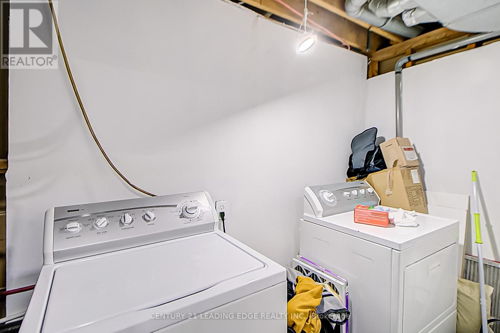 LOWER - 879 MARINET CRESCENT, Pickering (West Shore), Ontario, L1W2M2 — Photo 10