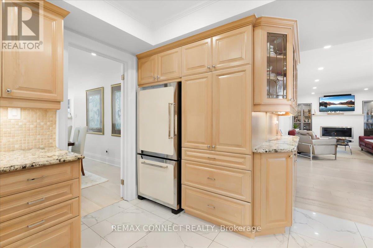 2491 PARMEER DRIVE, Mississauga (Erindale), Ontario, L5C2Y3 — Photo 12