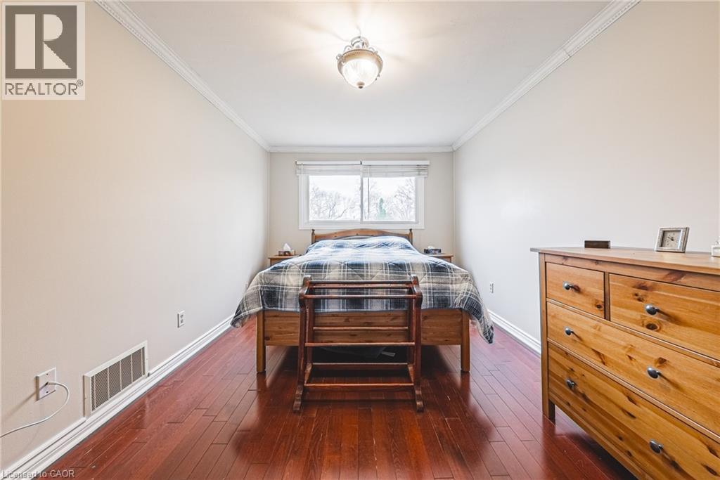 1576 NEWLANDS Crescent Unit# 60, Burlington, Ontario, L7M1V6 — Photo 19