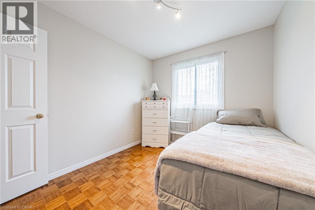 1576 NEWLANDS Crescent Unit# 60, Burlington, Ontario, L7M1V6 — Photo 24