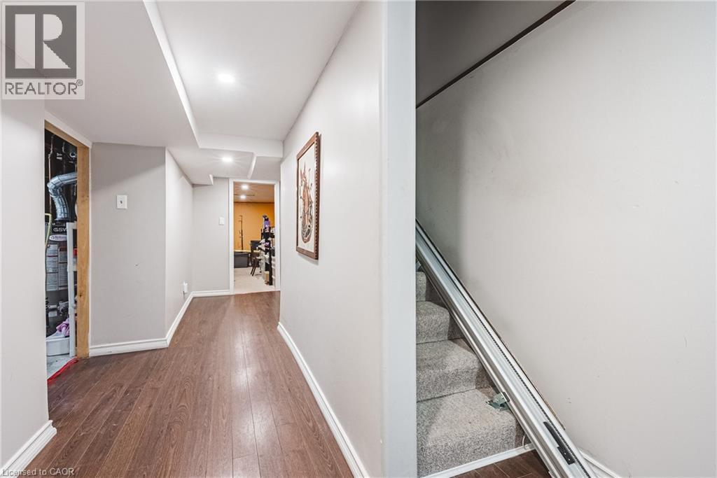 1576 NEWLANDS Crescent Unit# 60, Burlington, Ontario, L7M1V6 — Photo 31