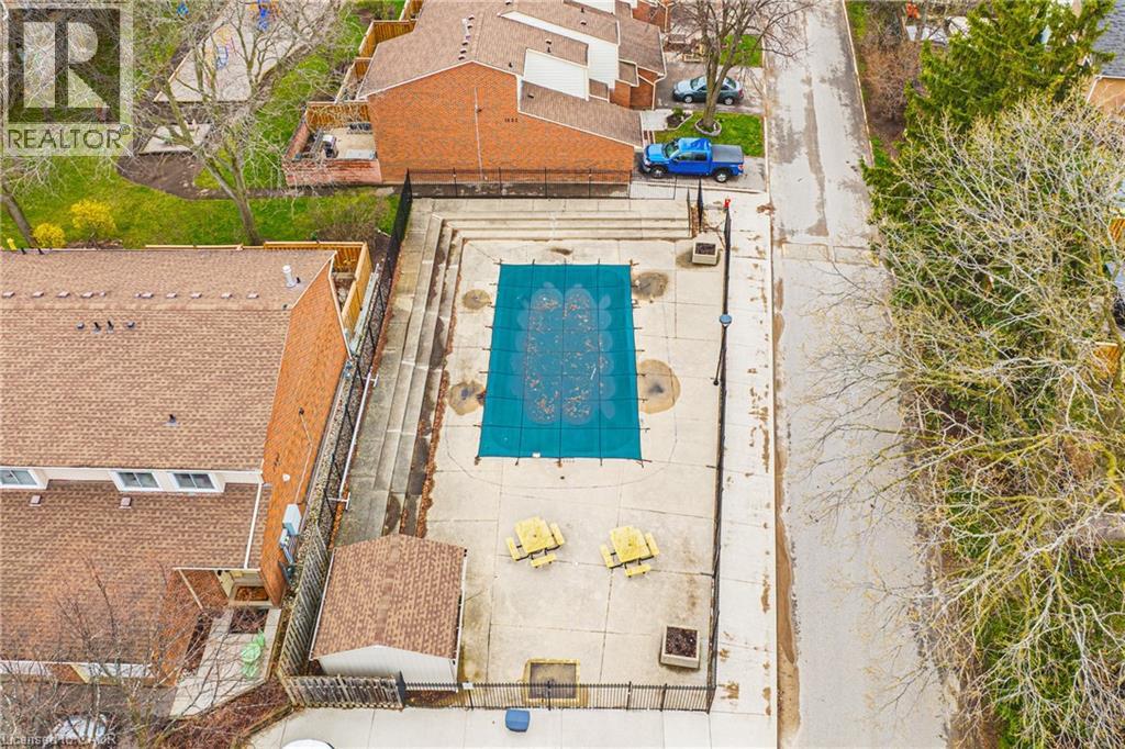 1576 NEWLANDS Crescent Unit# 60, Burlington, Ontario, L7M1V6 — Photo 36