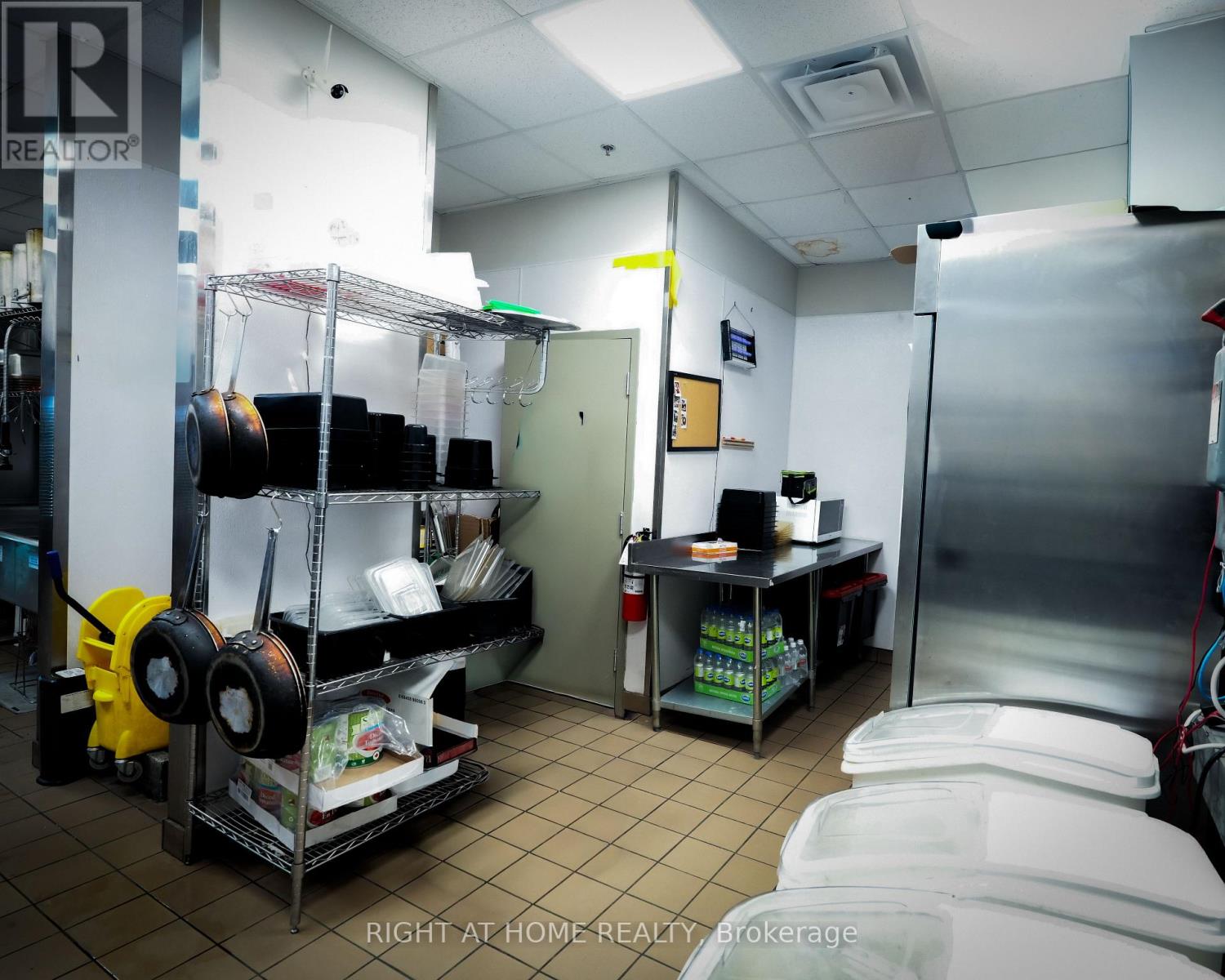 E11A - 2020 LANTHIER DRIVE, Ottawa, Ontario, K4A3V4 — Photo 12