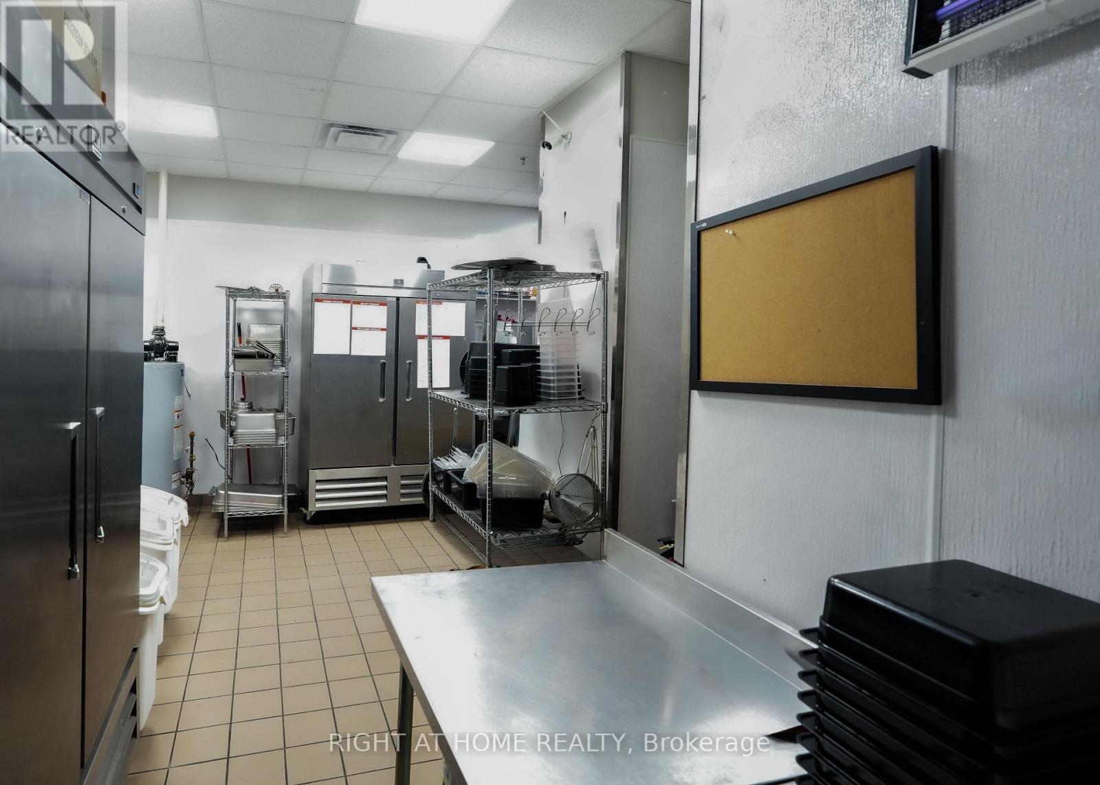 E11A - 2020 LANTHIER DRIVE, Ottawa, Ontario, K4A3V4 — Photo 14