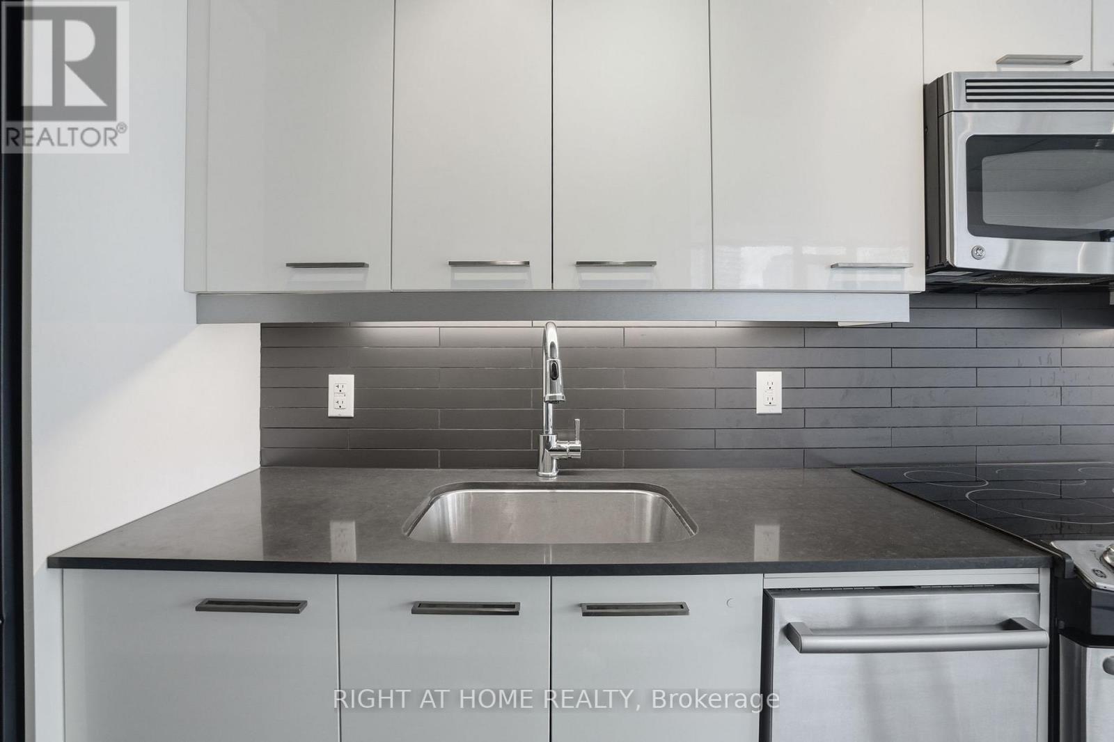 311 - 90 TRINITY STREET, Toronto (Moss Park), Ontario, M5A0E4 — Photo 12