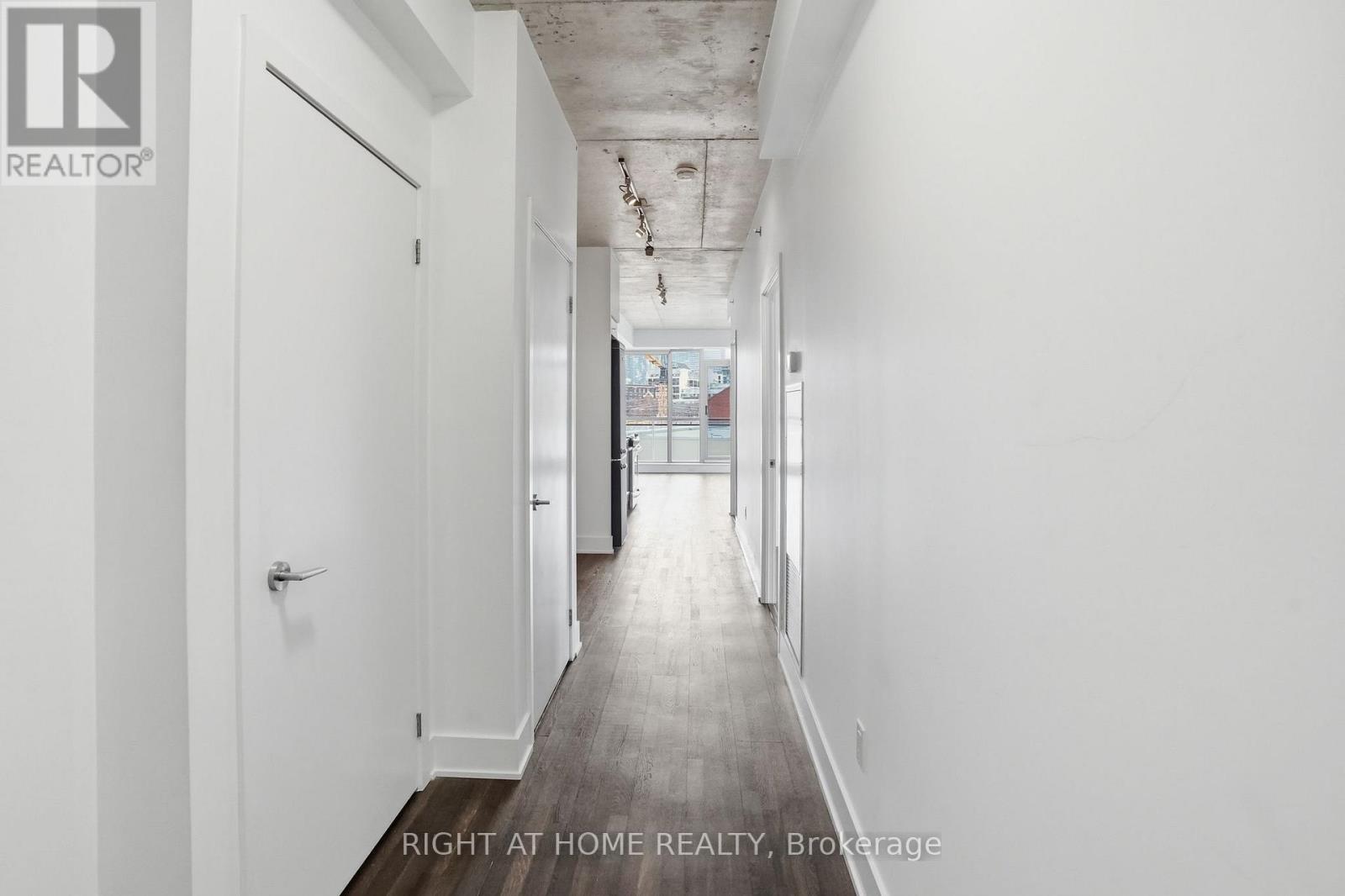 311 - 90 TRINITY STREET, Toronto (Moss Park), Ontario, M5A0E4 — Photo 4