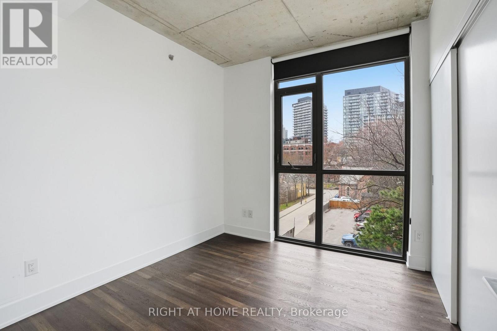 311 - 90 TRINITY STREET, Toronto (Moss Park), Ontario, M5A0E4 — Photo 9