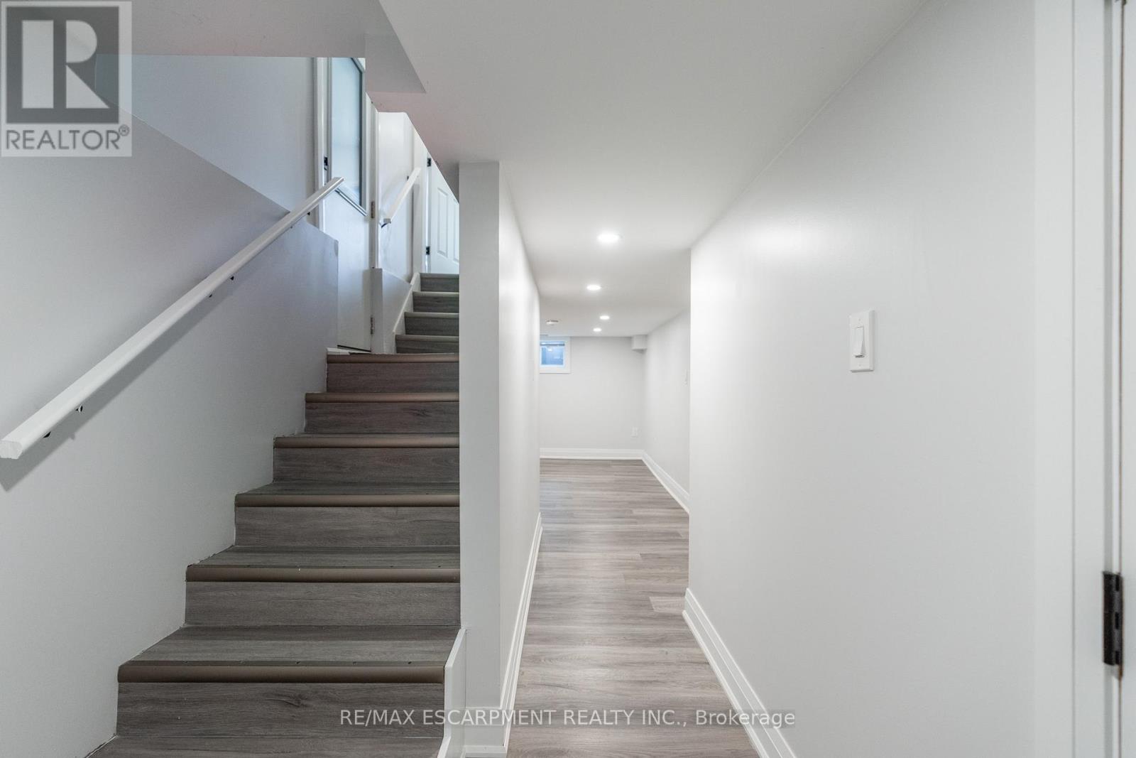 536 CANNON STREET E, Hamilton (Gibson), Ontario, L8L2E9 — Photo 13