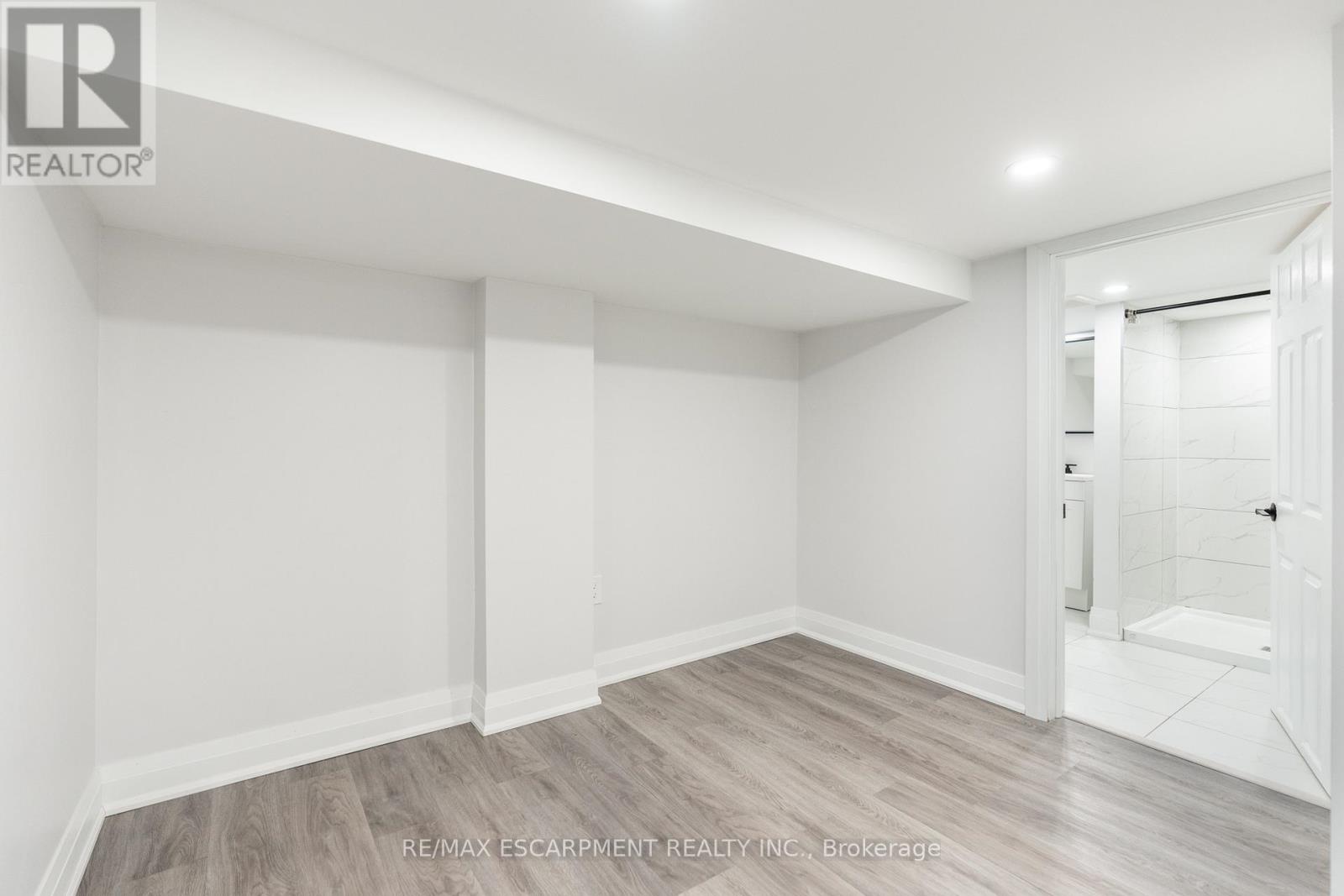 536 CANNON STREET E, Hamilton (Gibson), Ontario, L8L2E9 — Photo 15