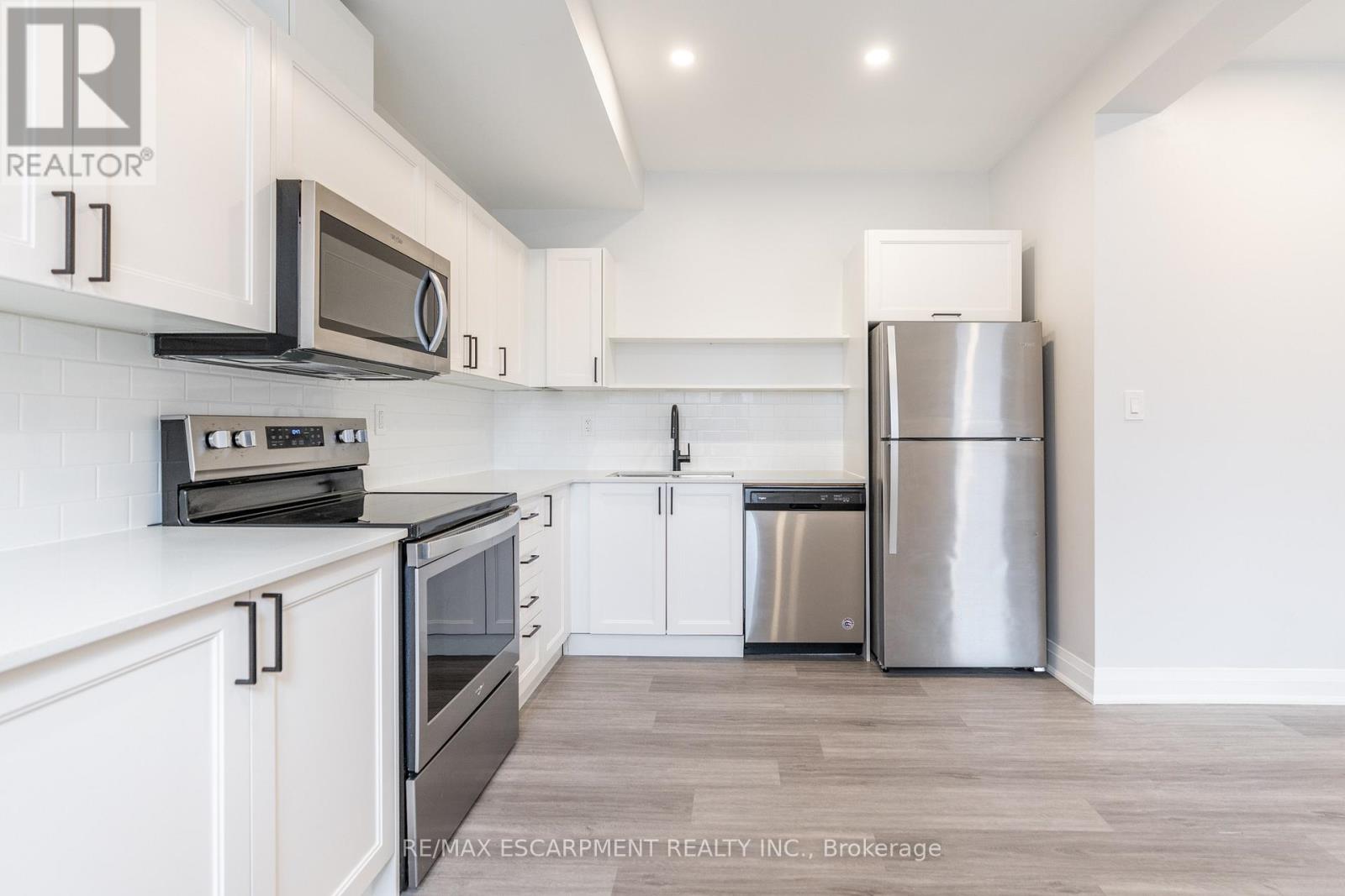 536 CANNON STREET E, Hamilton (Gibson), Ontario, L8L2E9 — Photo 7