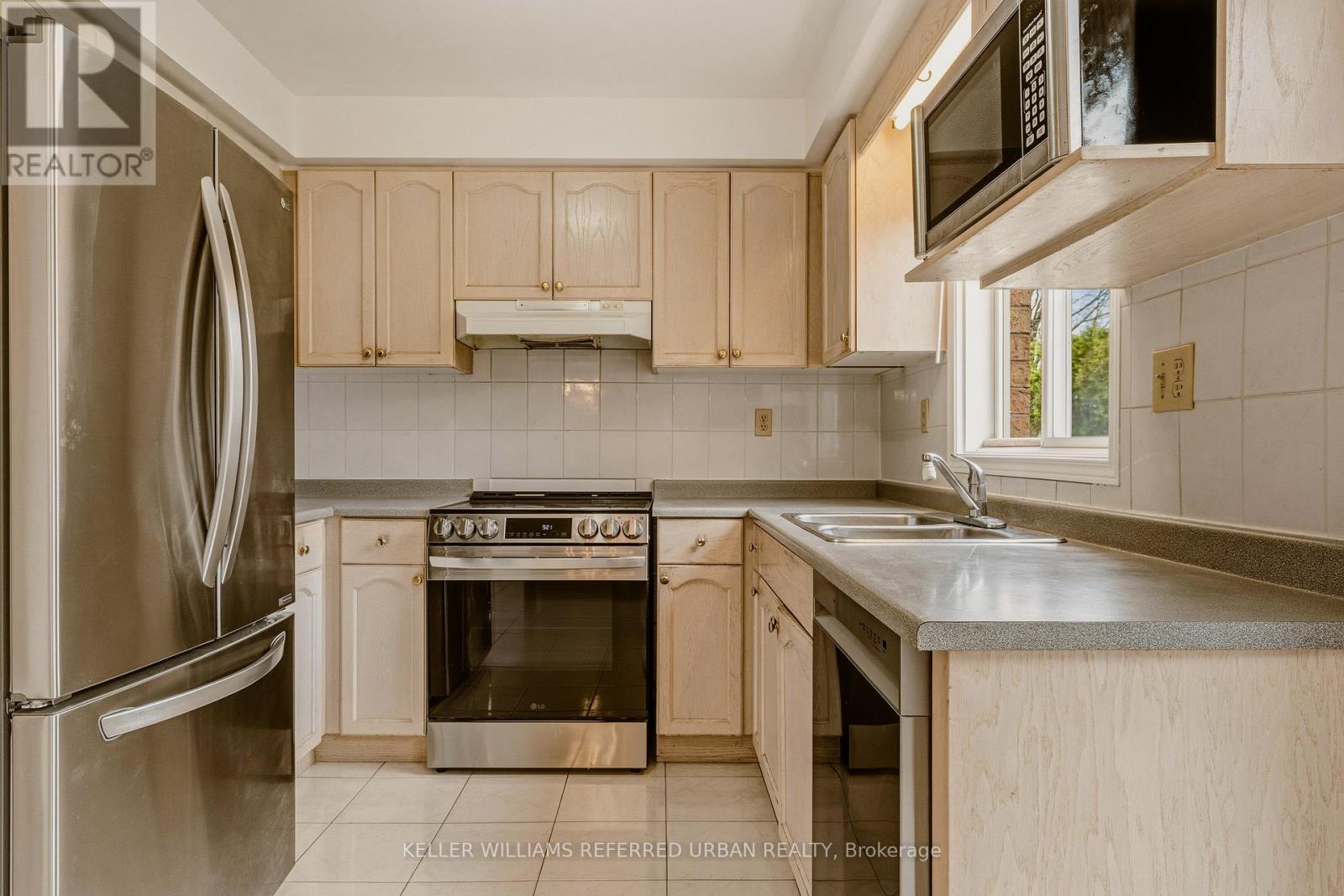 90 LYNETTE DRIVE, Hamilton (Falkirk), Ontario, L9B2M5 — Photo 20