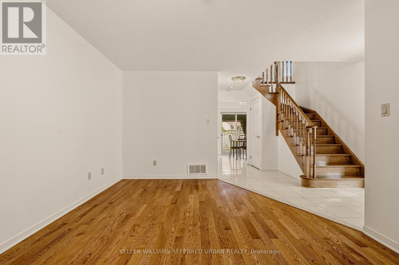 90 LYNETTE DRIVE, Hamilton (Falkirk), Ontario, L9B2M5 — Photo 6