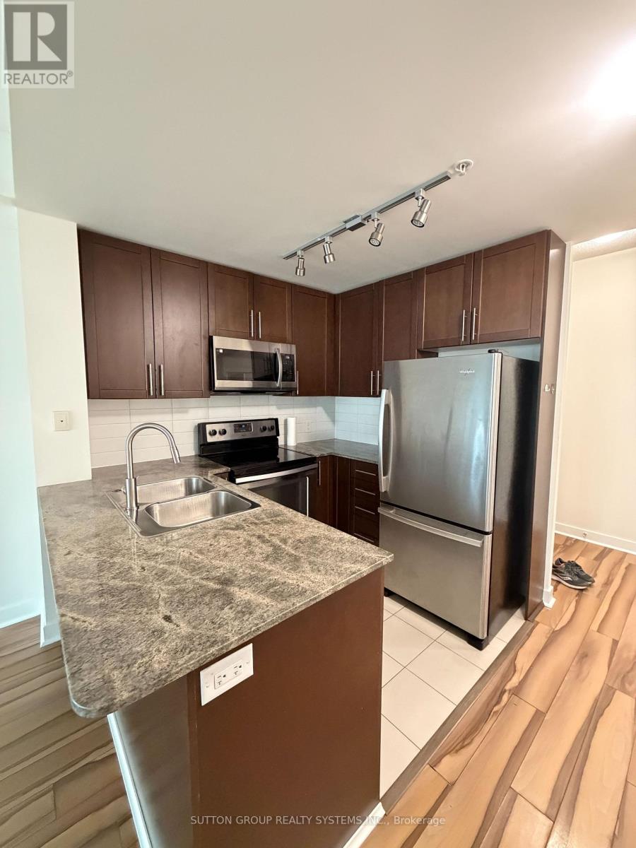 2301 - 3985 GRAND PARK DRIVE, Mississauga (City Centre), Ontario, L5B0H8 — Photo 3