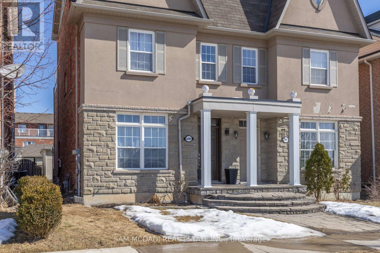 5489 FESTIVAL DRIVE, Mississauga (Churchill Meadows), Ontario, L5M0G6 — Photo 2