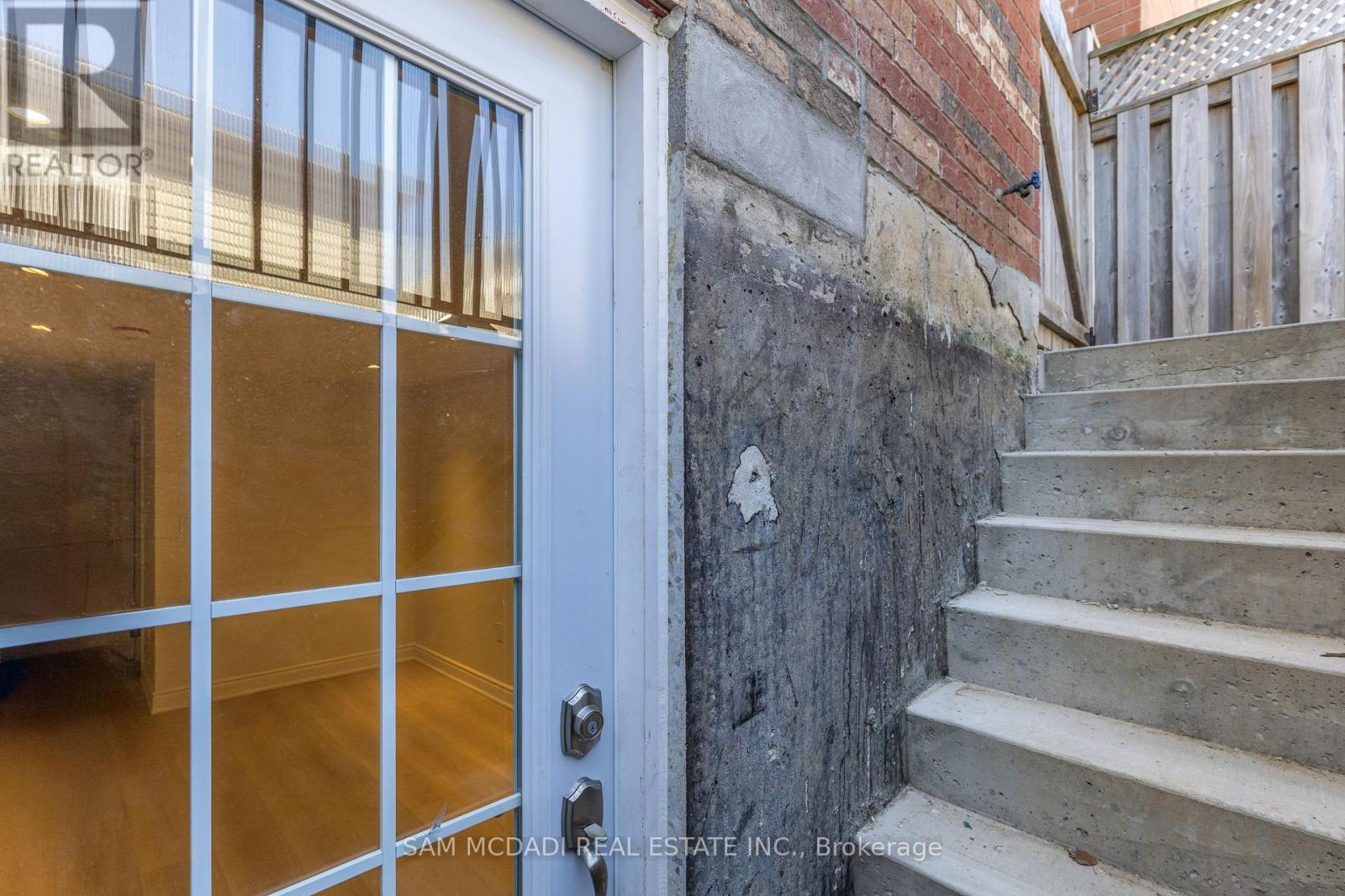 5489 FESTIVAL DRIVE, Mississauga (Churchill Meadows), Ontario, L5M0G6 — Photo 4