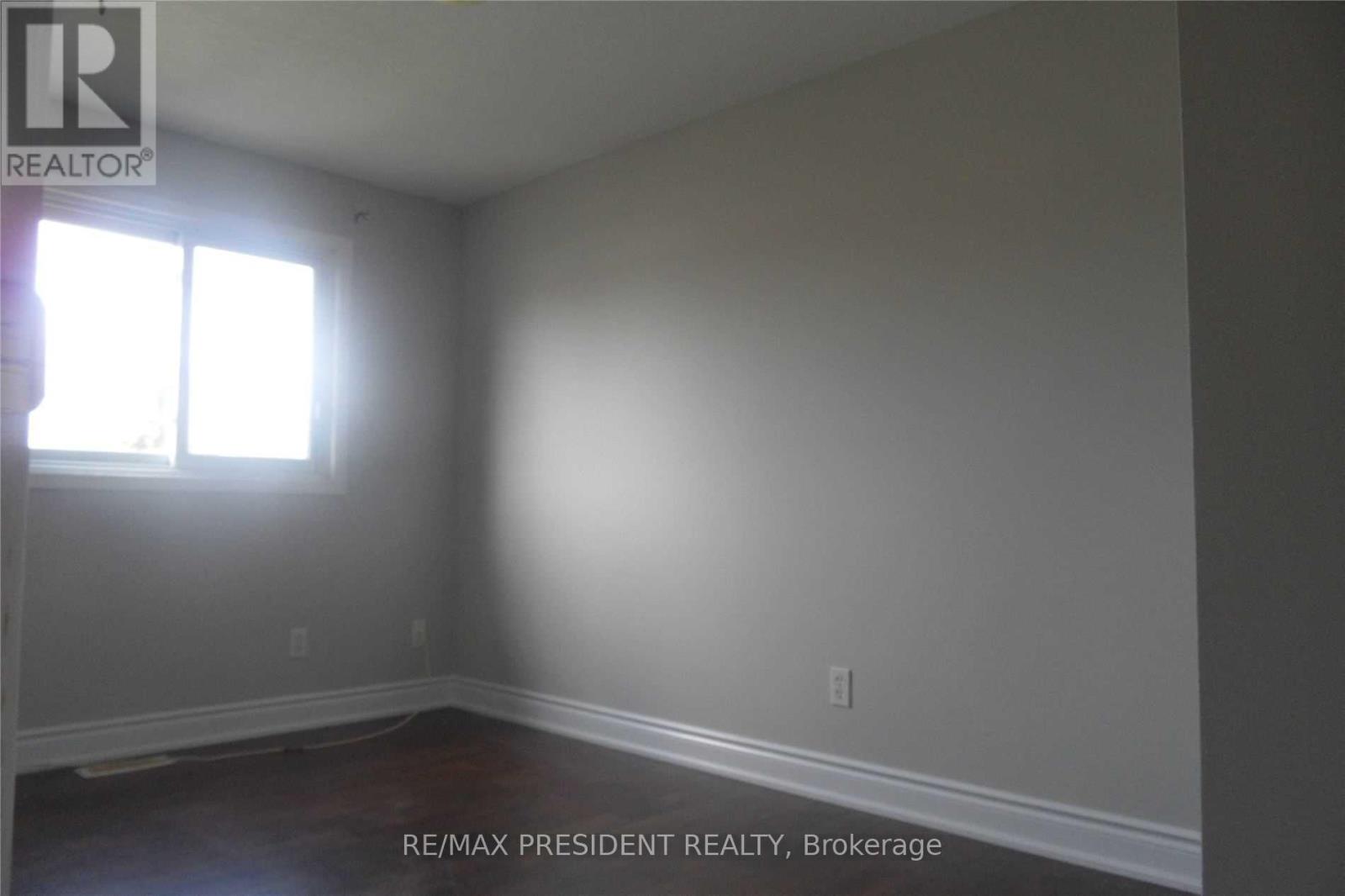 135 ACTIVA AVENUE, Kitchener, Ontario, N2E3T3 — Photo 9