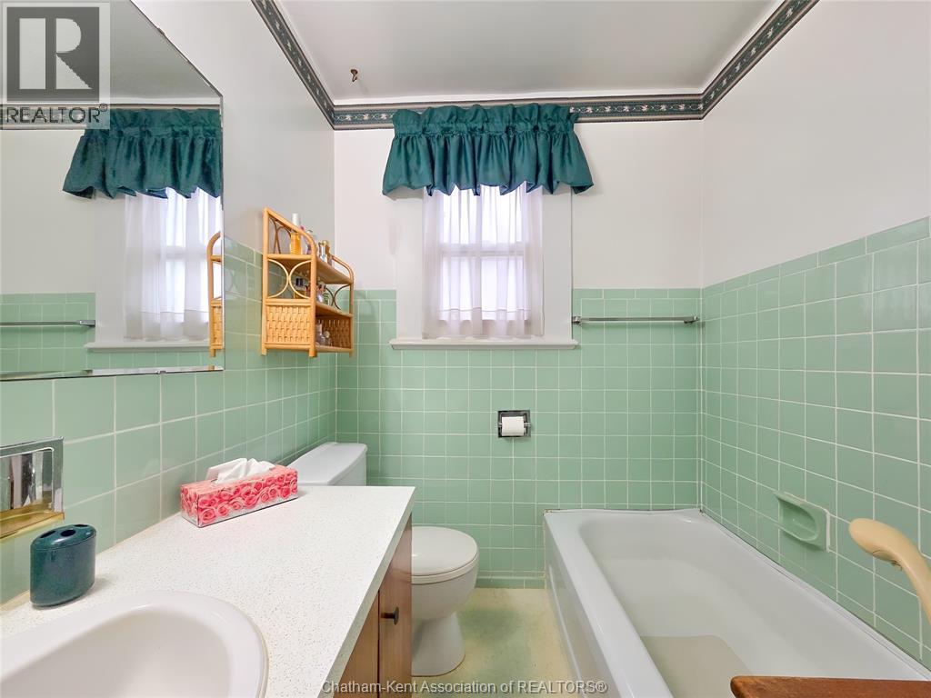 34 Park AVENUE West, Chatham, Ontario, N7M1V9 — Photo 28