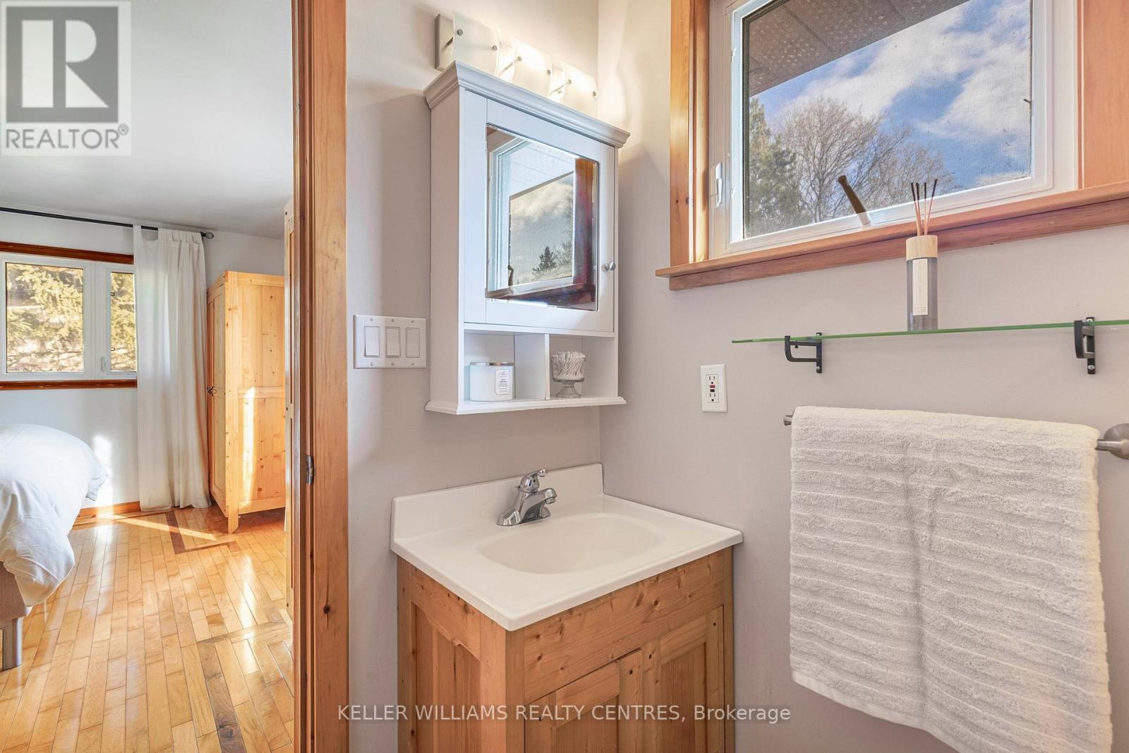 49 JENNIFER CRESCENT, East Gwillimbury (Sharon), Ontario, L0G1V0 — Photo 20