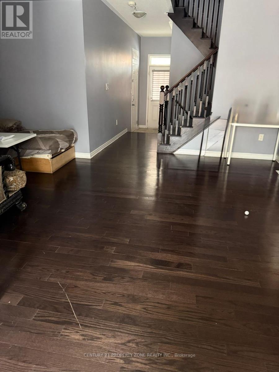 19 AVERILL ROAD, Brampton (Northwest Brampton), Ontario, L7A5A7 — Photo 4