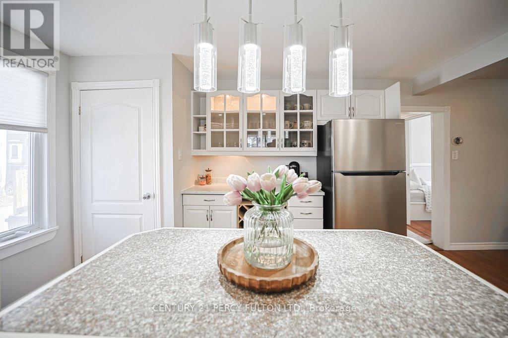 3 MILL STREET S, Brampton (Downtown Brampton), Ontario, L6Y1S4 — Photo 6