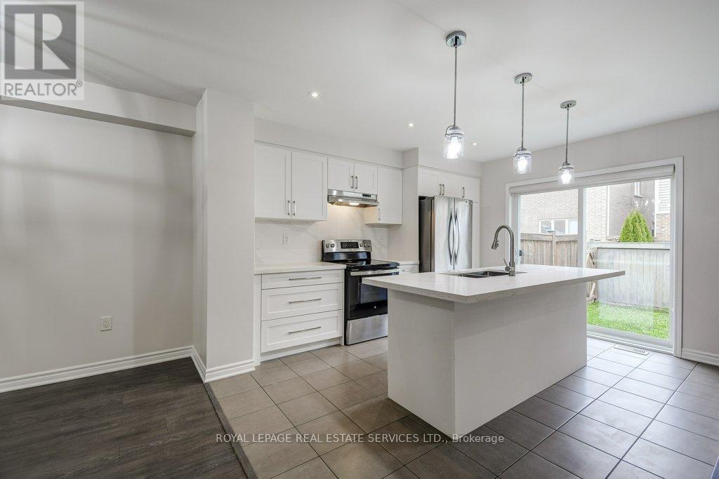 329 GOODING CRESCENT, Milton (FO Ford), Ontario, L9E0A9 — Photo 16