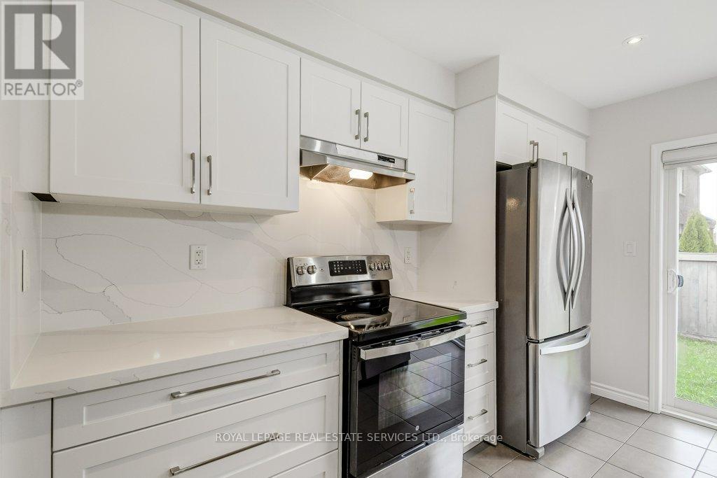 329 GOODING CRESCENT, Milton (FO Ford), Ontario, L9E0A9 — Photo 20