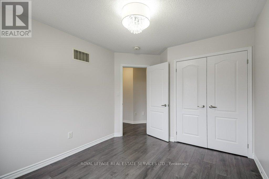 329 GOODING CRESCENT, Milton (FO Ford), Ontario, L9E0A9 — Photo 32