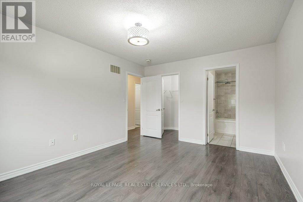 329 GOODING CRESCENT, Milton (FO Ford), Ontario, L9E0A9 — Photo 33