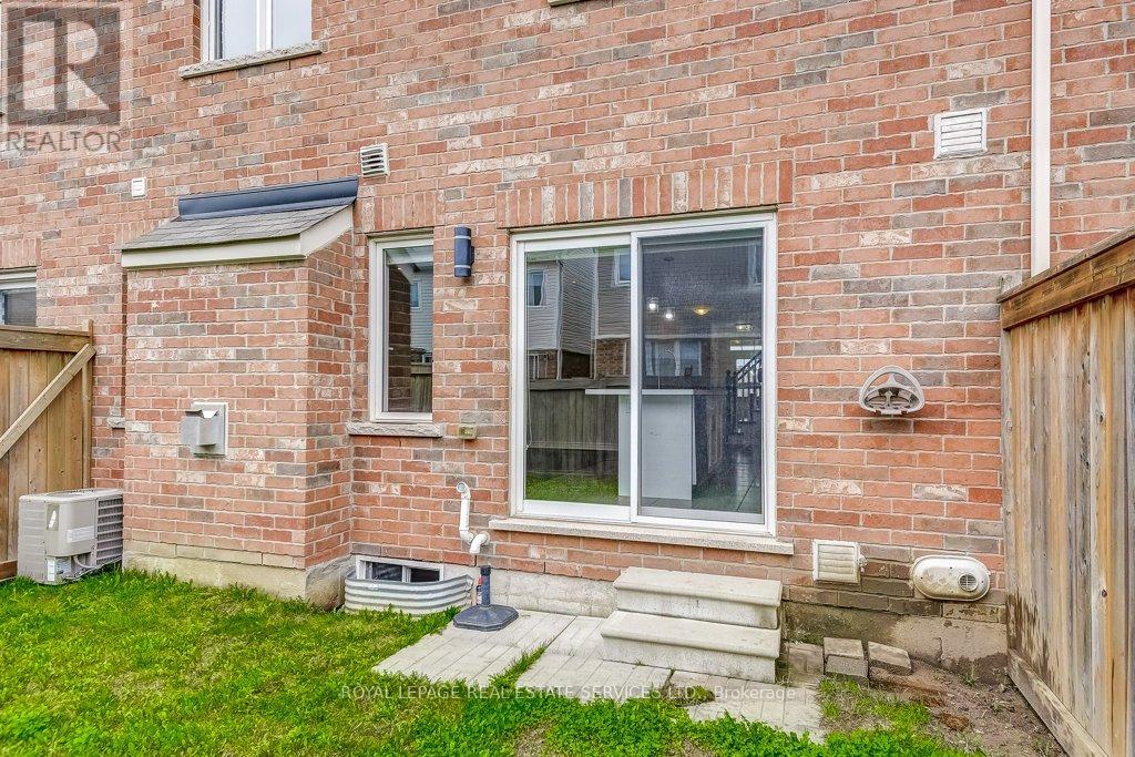 329 GOODING CRESCENT, Milton (FO Ford), Ontario, L9E0A9 — Photo 43