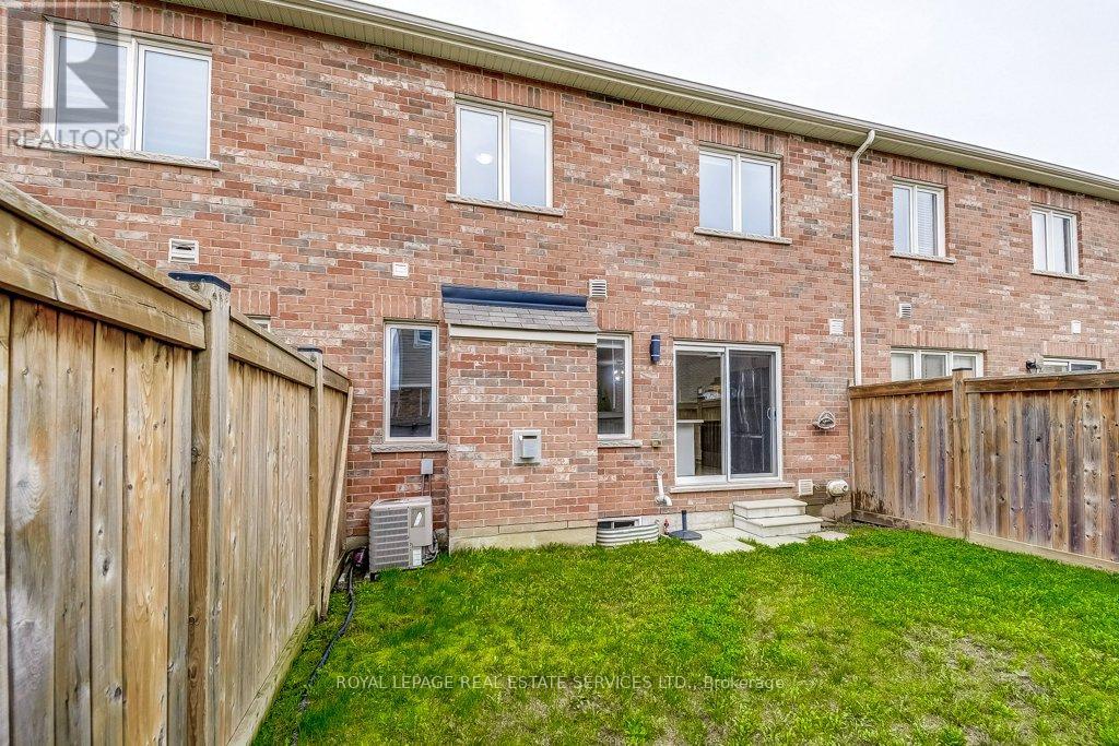 329 GOODING CRESCENT, Milton (FO Ford), Ontario, L9E0A9 — Photo 44