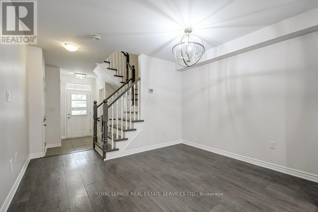 329 GOODING CRESCENT, Milton (FO Ford), Ontario, L9E0A9 — Photo 9