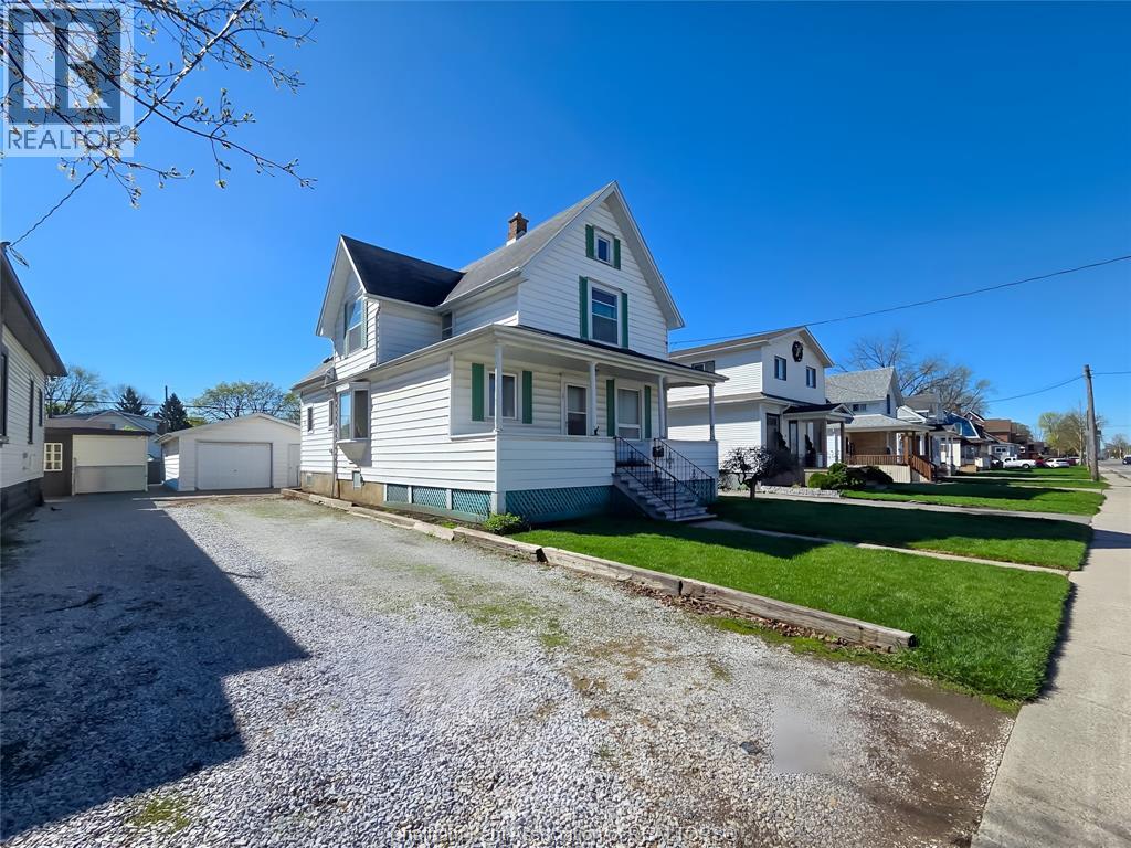 34 Park AVENUE West, Chatham, Ontario, N7M1V9 — Photo 2