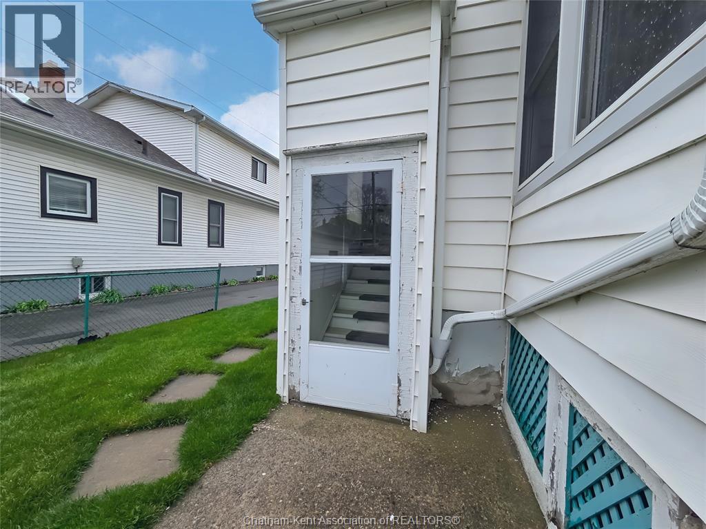 34 Park AVENUE West, Chatham, Ontario, N7M1V9 — Photo 5