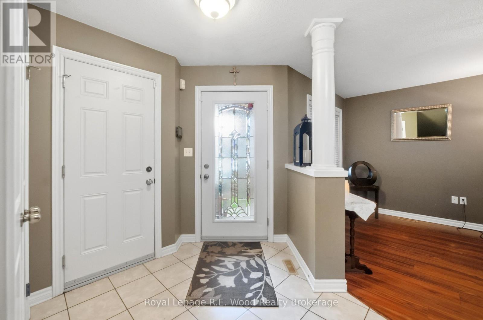 38 LANGRELL AVENUE, Tillsonburg, Ontario, N4G5X8 — Photo 3