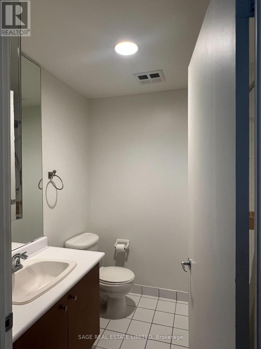 LPH04 - 700 KING STREET W, Toronto (Niagara), Ontario, M5V2Y6 — Photo 7