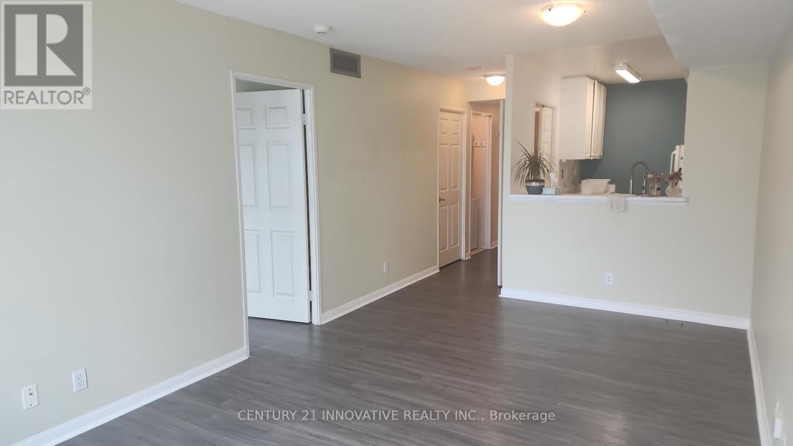 1705 - 18 LEE CENTRE DRIVE, Toronto (Woburn), Ontario, M1H3H5 — Photo 6